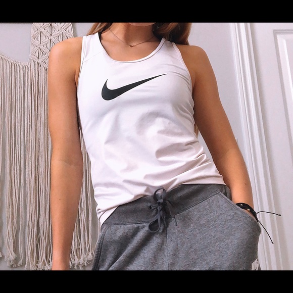 white nike dry-fit tank top - Picture 1 of 3